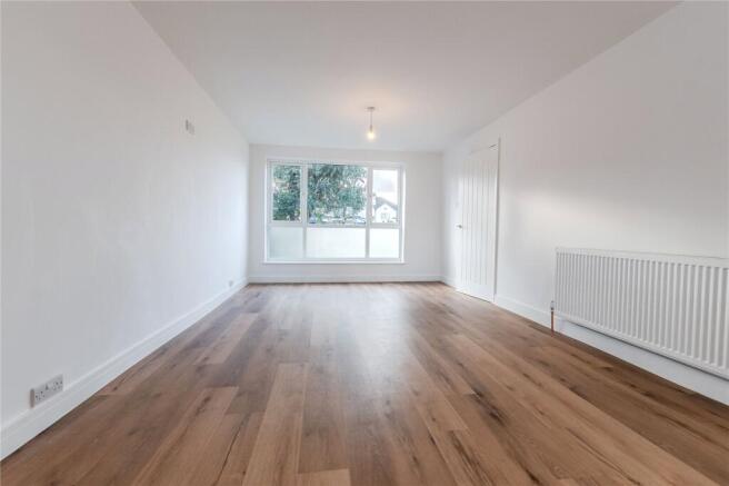 4 bed Semi-Detached for sale Image 12
