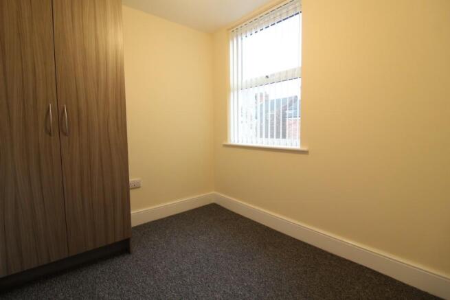 3 bed Terraced to rent Image 9