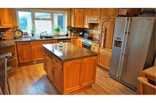 Kitchen / Diner