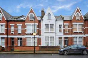 56, Fairbridge Road, London N19 3HZ