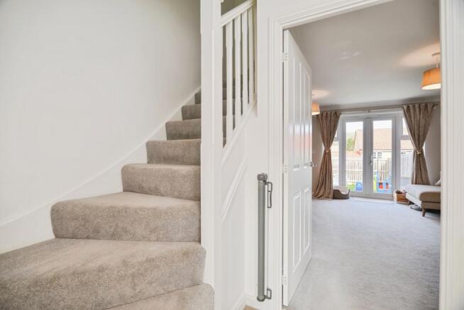 3 bed Semi-Detached for sale Image 8