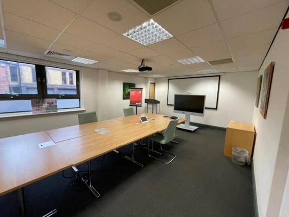 PHOTO 7  21 Brunswick Place Southampton  interio