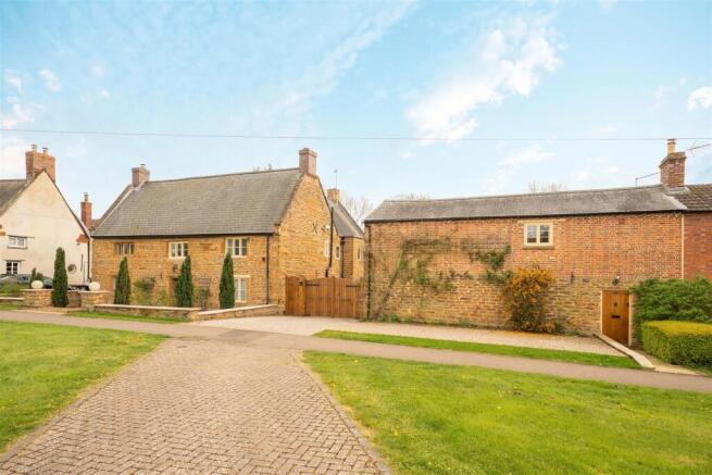 The Green - Creative House Studio-04019.jpeg