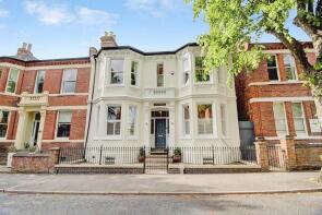 27, Leicester Street, Leamington Spa CV32 4TD