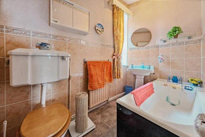 2 bed Terraced for sale Image 7