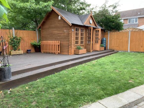 SUMMER HOUSE