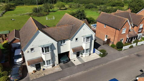 Stunning Link Detached Home In the Sought After Village Of Iwade - 1,111 SqFt - Sanderling Way