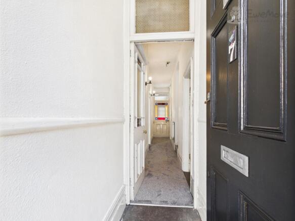 CAM03640G0-PR0052-STILL003