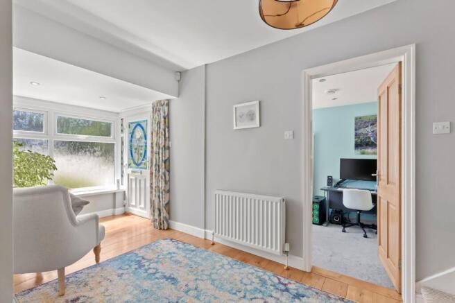 4 bed Detached for sale Image 7
