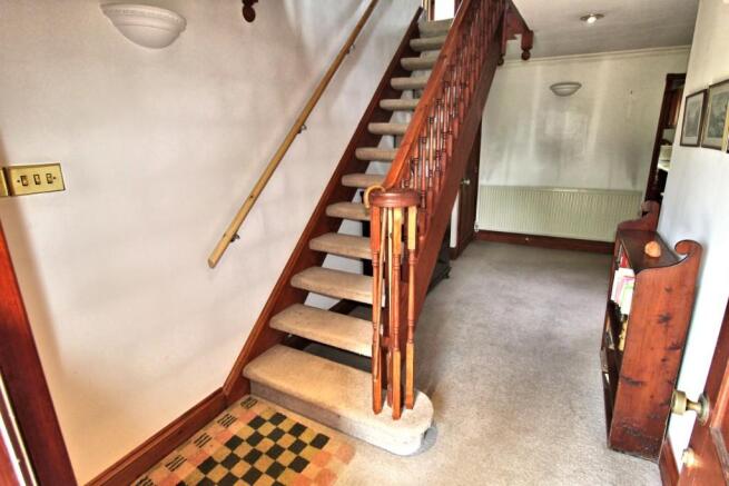 RECEPTION HALLWAY
