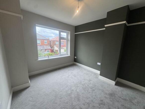 3 bed Semi-Detached to rent Image 9