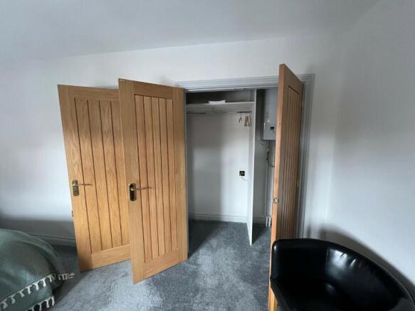 1 bed Town House to rent Image 7