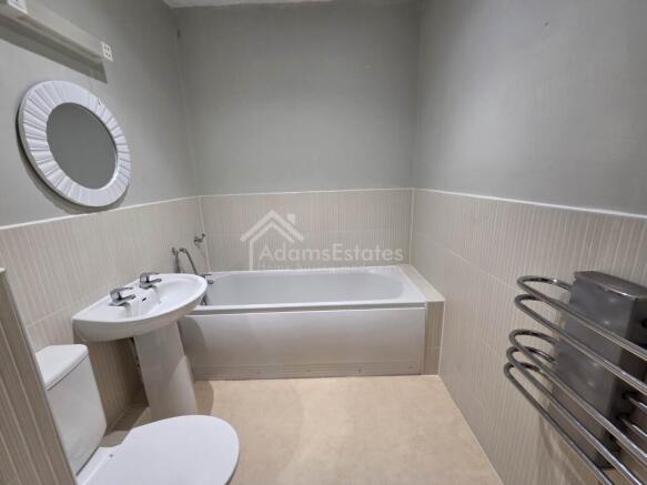 1 bed Flat for sale Image 5