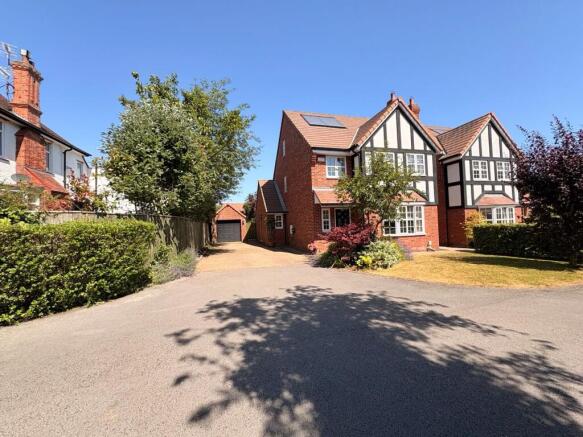 4 bed Detached for sale in hull