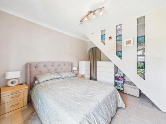 2 bed Terraced for sale Image 10