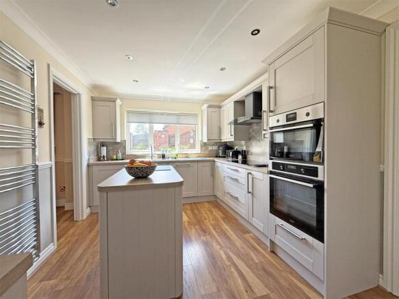 Rushbrooke Way, Shrewsbury photo 4
