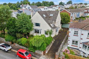 33, Slade Road, Newton, Swansea SA3 4UF