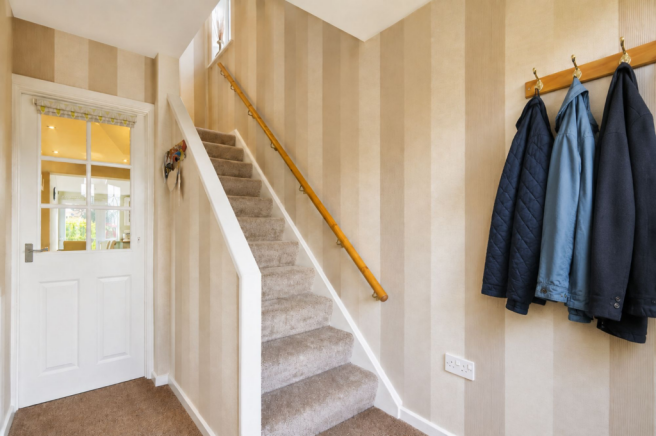4 bed Semi-Detached for sale Image 7