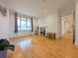 6, Hurst House, Hurst Lane, London SE2 0AB