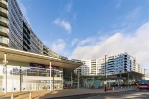 Flat 624, The Blenheim Centre, Prince Regent Road, Hounslow TW3 1NJ