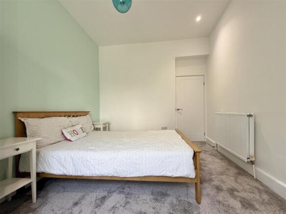 Bedroom 2.jpeg