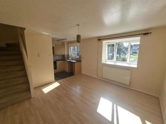 Living area v1.jpg