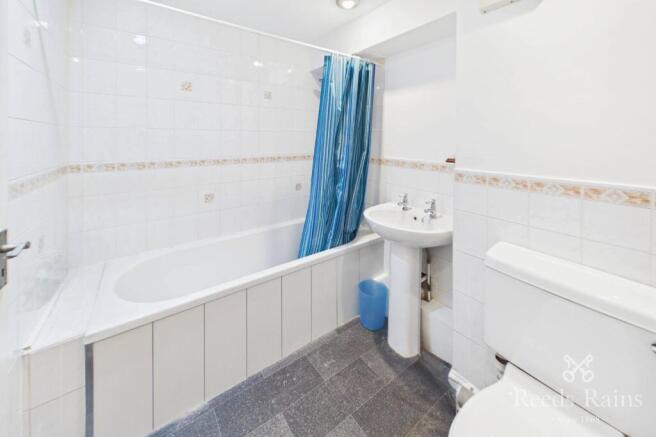 1 bed Apartment for sale Image 8
