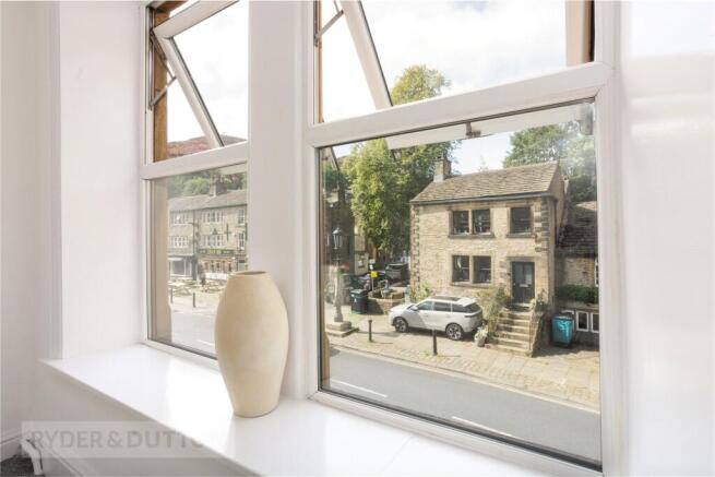2 bed Terraced for sale Image 12