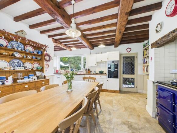 dining/kitchen