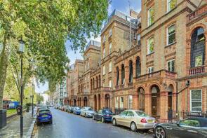Flat 18, 29 31, Courtfield Road, London SW7 4DA