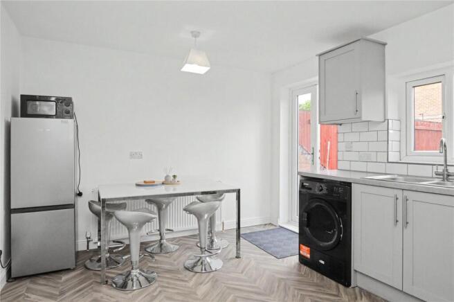 2 bed Semi-Detached for sale Image 4