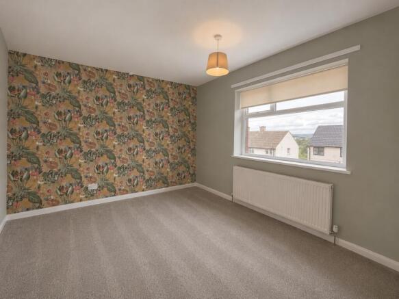 3 bed Semi-Detached for sale Image 7