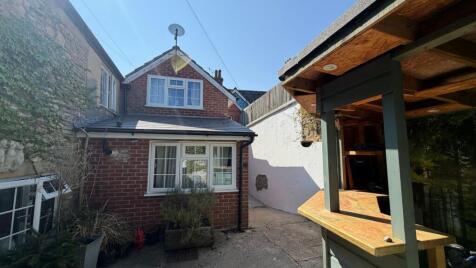 Higher Backway and 9 High Street, Bruton, BA10
