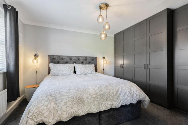 4 bed Detached for sale Image 12