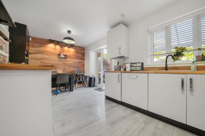 70 Holly Blue Drive - Kitchen