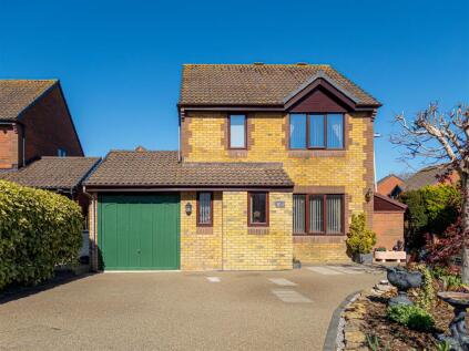 Martlet Close, Bowerhill, Melksham