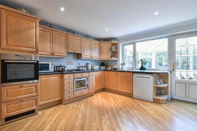 Kitchen.jpg