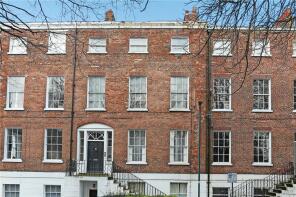 Flat 4, 7, St Johns Square, Wakefield WF1 2QX