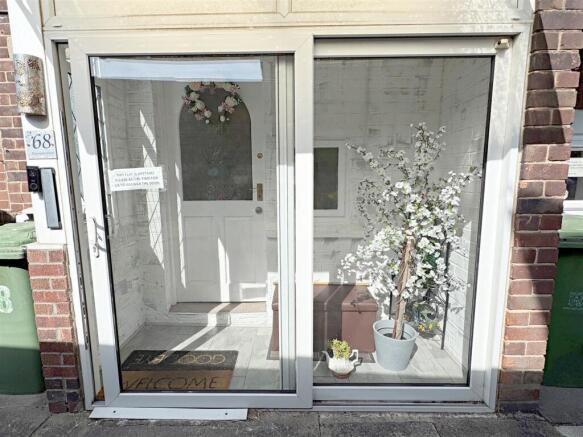 ENTRANCE PORCH