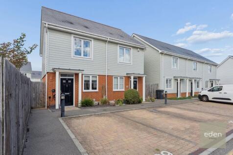 Ashfield Close, Snodland, ME6