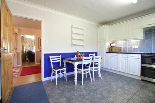 Kitchen..jpg