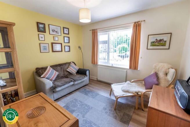 3 bed Detached Bungalow for sale Image 12