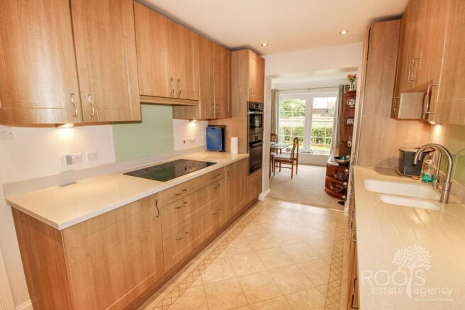 Fitted kitchen