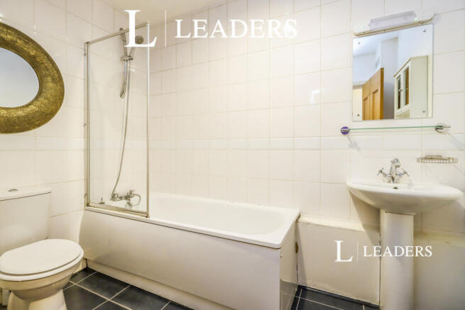 Main Bathroom