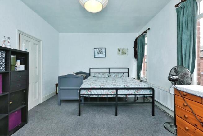 3 bed Terraced for sale Image 12