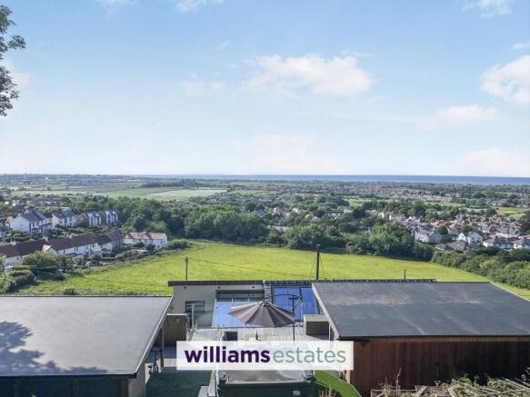 Stunning Panoramic Views