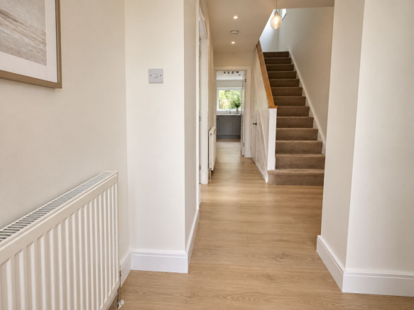 3 bed Semi-Detached to rent Image 4