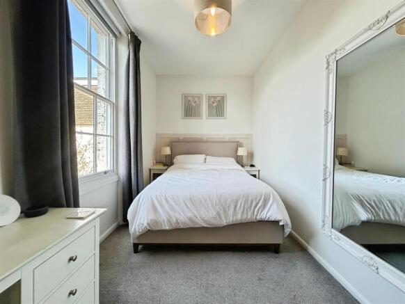 1d9df341-A-4D0A-9526-64739403E74C-2165-00000111D44