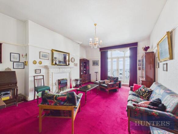 2 bed Flat for sale Image 5