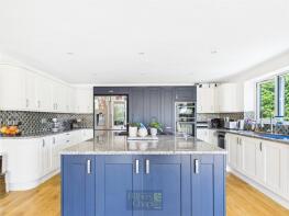 Blossom Barn, Peartree Lane, Upminster RM14 3SP